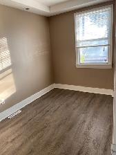 1123 Idylwyld Dr N! Whole House! Across SK Polytechnic Campus! - Photo 5