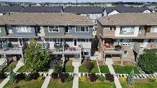 2,175 Sq Ft Lot with Fee-Free 3 Bed Uplands Townhome