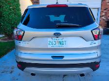 2017 Ford Escape - 4WD - 157,000 Km. - Photo 5
