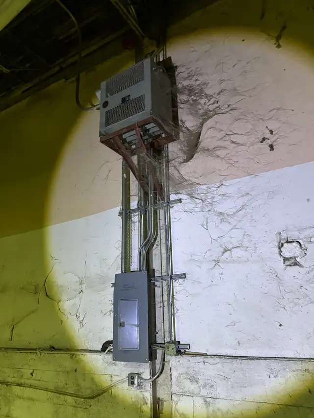 Marcus MTH75A1 75kVA 600V to 208/120V Transformer