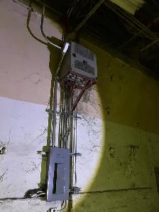 Marcus MTH75A1 75kVA 600V to 208/120V Transformer - Photo 3