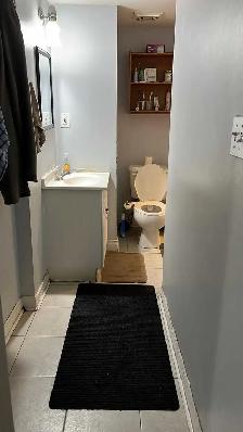 2 bedroom basement - Photo 7