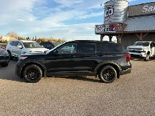 2021 Ford Explorer ST AWD - Photo 4