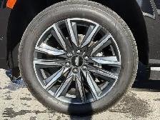 2024 Cadillac Escalade ESV 4WD Sport - Photo 34