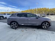 2025 Chevrolet Equinox EV LT - Photo 10