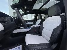 2025 Chevrolet Equinox EV LT - Photo 13