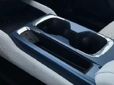 2025 Chevrolet Equinox EV LT - Photo 17
