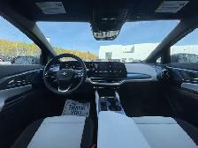 2025 Chevrolet Equinox EV LT - Photo 24