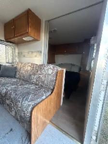 2001 Prowler Camping Trailer - Photo 5