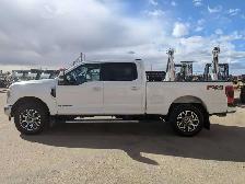 2022 Ford F-350 Lariat 6.7L Diesel/Nav/Pano Sunroof/Camera - Photo 2