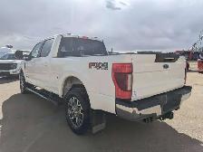 2022 Ford F-350 Lariat 6.7L Diesel/Nav/Pano Sunroof/Camera - Photo 11