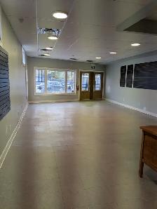 1051 Main St | Approx. 1,500 SF Retail / Office | $1,650   Taxes - Photo 6