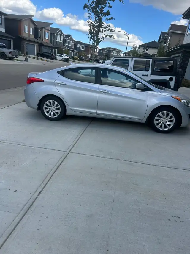 2012 Hyundai Elantra