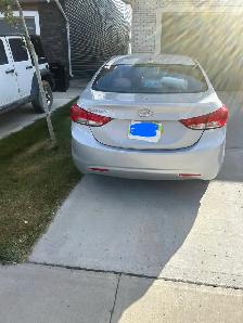 2012 Hyundai Elantra - Photo 2