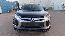 2021 Mitsubishi RVR GT AWD (FINANCING AVAILABLE) - Photo 2