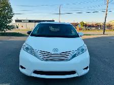 2015 Toyota Sienna Le, 8 Passenger Mini Van, Clean Van, PWR Slid - Photo 2