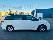 2015 Toyota Sienna Le, 8 Passenger Mini Van, Clean Van, PWR Slid - Photo 4