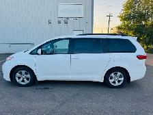 2015 Toyota Sienna Le, 8 Passenger Mini Van, Clean Van, PWR Slid - Photo 9