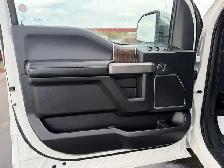 2017 Ford F-150 Platinum - Photo 22