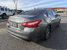 2016 Nissan Altima 2.5 SV - Photo 5