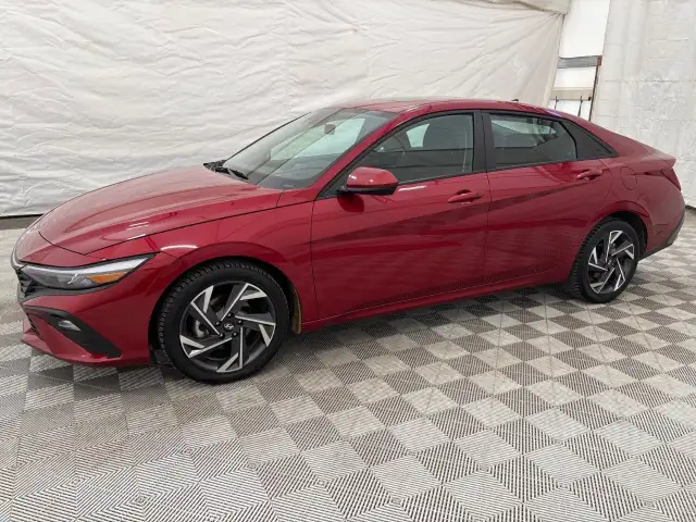 2025 Hyundai Elantra Preferred Preferred IVT w/Tech Pkg