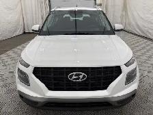 2025 Hyundai Venue Preferred Preferred IVT - Photo 2