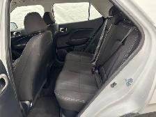 2025 Hyundai Venue Preferred Preferred IVT - Photo 11