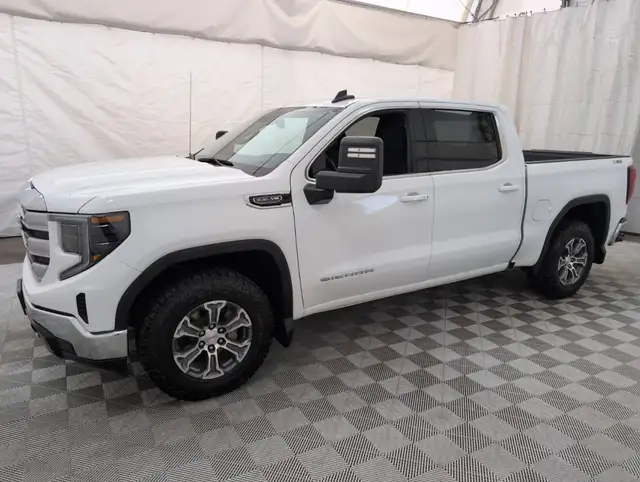 2025 GMC Sierra 1500 SLE Crew Cab Short Box 4-Wheel Drive SLE