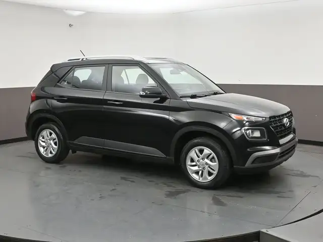 2025 Hyundai Venue Preferred Heated Seats/Wheel, Apple/Android,