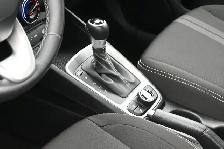 2025 Hyundai Venue Preferred Heated Seats/Wheel, Apple/Android, - Photo 6