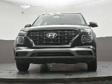2025 Hyundai Venue Preferred Heated Seats/Wheel, Apple/Android, - Photo 36