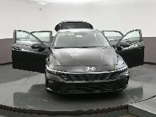 2025 Hyundai Elantra Preferred Tech Sunroof, Bluelink, Apple/And - Photo 53