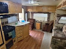 Travel Trailer - Photo 6