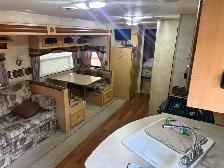 Travel Trailer - Photo 9