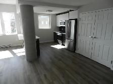 WELCOME TO THE UPSIDE - ONE BEDROOM APARTMENT AVAILABLE - Photo 6