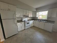 WELCOME TO ASHWOOD APARTMENTS - TWO BEDROOM APARTMENT AVAILABLE