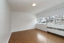 two bedroom, don mills and lawrence - ID 810 - Photo 4