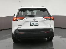 2024 Toyota RAV4 XLE AWD | HEATED SEATS | APPLE CARPLAY | CRUISE - Photo 39