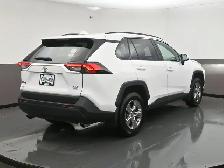 2024 Toyota RAV4 XLE AWD | HEATED SEATS | APPLE CARPLAY | CRUISE - Photo 40