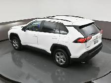 2024 Toyota RAV4 XLE AWD | HEATED SEATS | APPLE CARPLAY | CRUISE - Photo 54