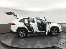 2024 Toyota RAV4 XLE AWD | HEATED SEATS | APPLE CARPLAY | CRUISE - Photo 58