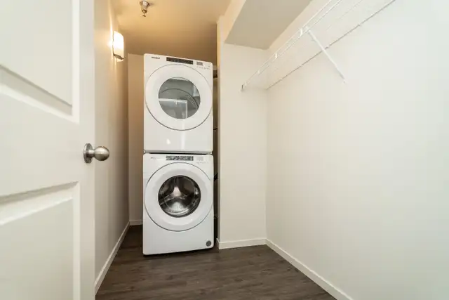 The Edge - 1 Bed - Ashley G - Winnipeg