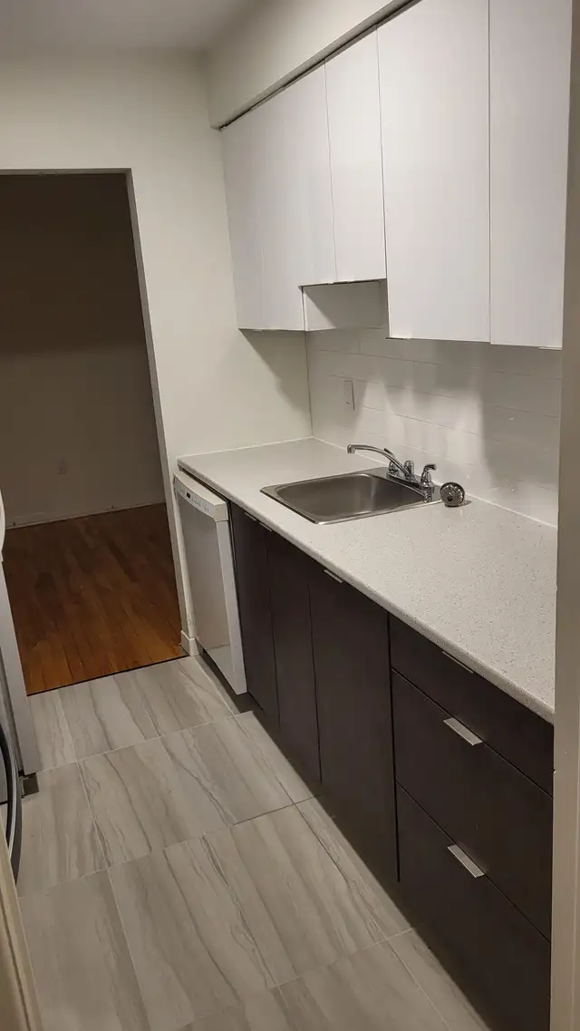 4 Lakefront Road - 207-4 Lakefront Road Apartment for Rent
