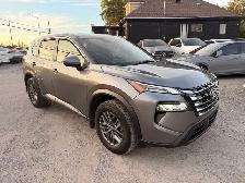 2024 Nissan Rogue AWD S - Photo 3
