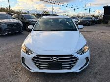 2017 Hyundai Elantra GL - Photo 2