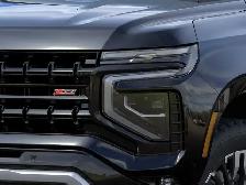 2027 Chevrolet Suburban Z71 4WD 4dr Z71 - Photo 10