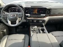 2026 GMC Sierra 1500 Elevation Crew Cab Short Box 4-Wheel Drive - Photo 24