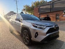 2025 Toyota RAV4 Hybrid XLE AWD PREMIUM, LEATHER, SUNROOF - Photo 4
