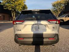 2025 Toyota RAV4 Hybrid XLE AWD PREMIUM, LEATHER, SUNROOF - Photo 5