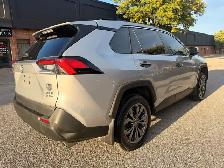 2025 Toyota RAV4 Hybrid XLE AWD PREMIUM, LEATHER, SUNROOF - Photo 6